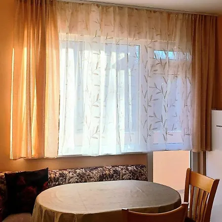 Serene Sky فارنا