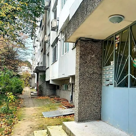 Serene Sky * فارنا