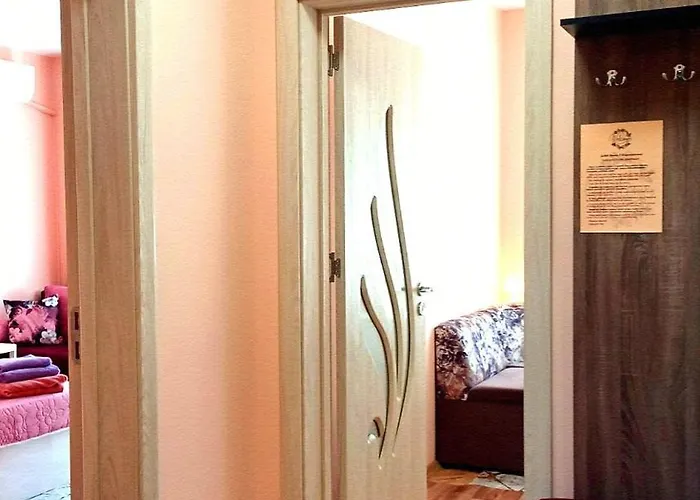 Serene Sky فارنا