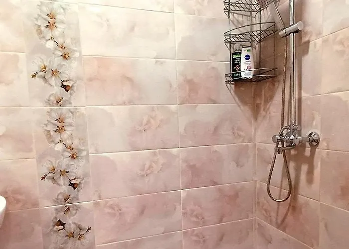 Serene Sky فارنا