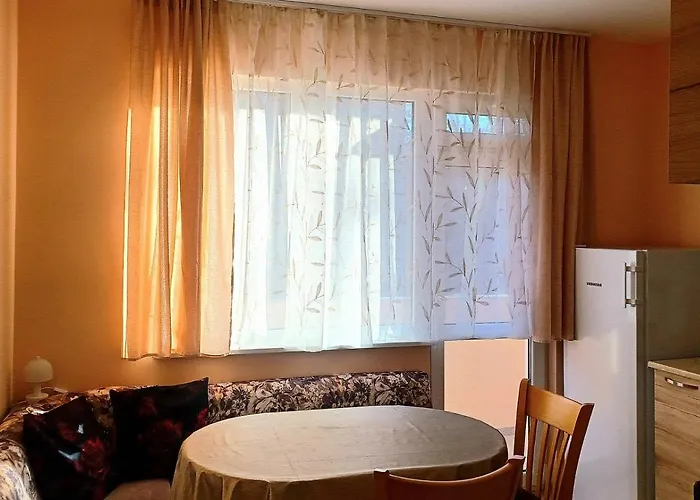 Serene Sky فارنا