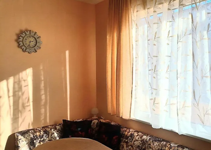 Serene Sky * فارنا